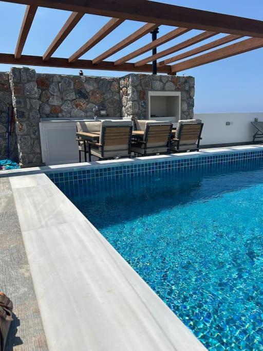 Penthouse Med Privat Saltvannsbasseng Pa Esentepe Beach Кирения Экстерьер фото